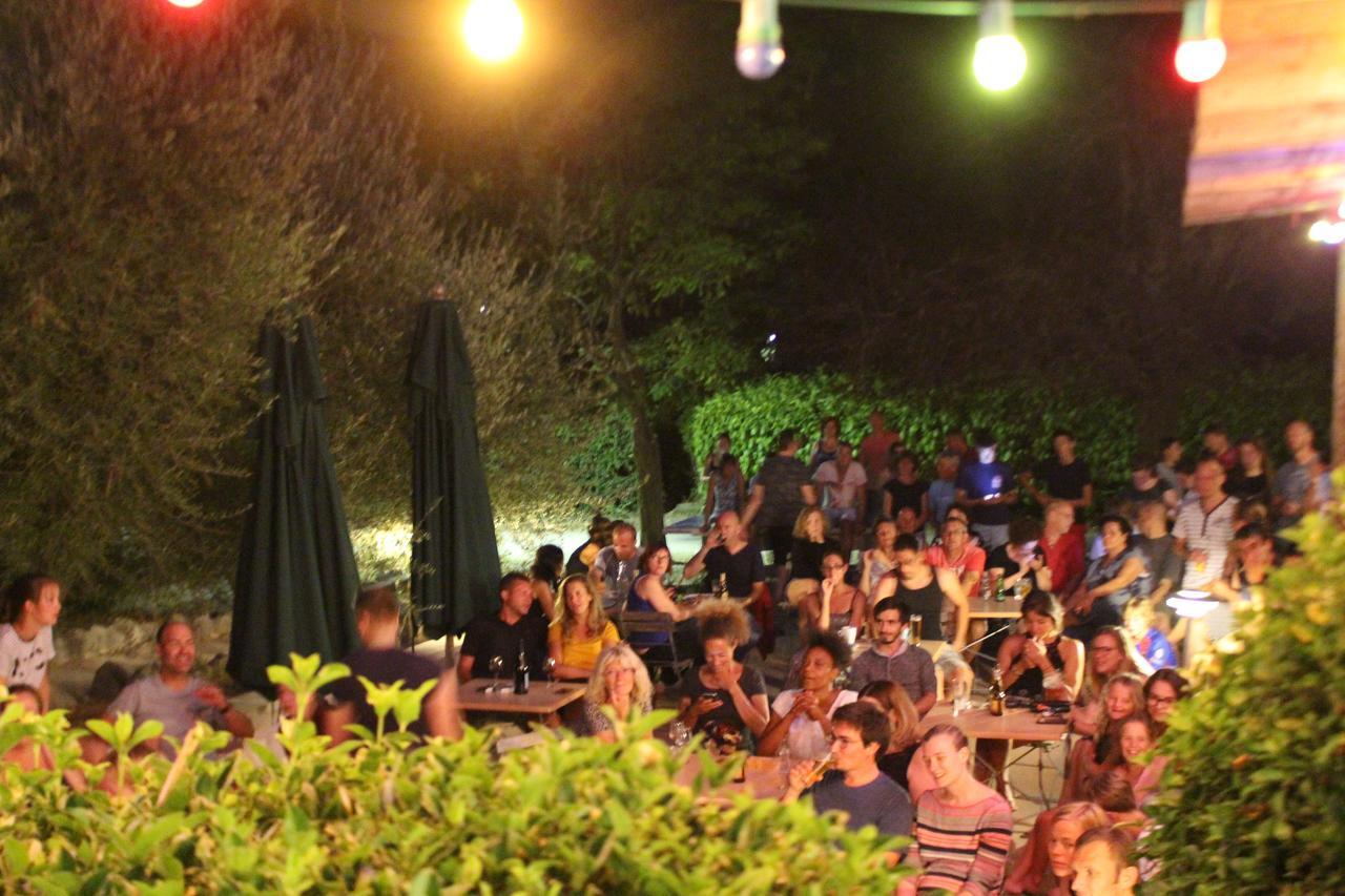 Camping Forcalquier Les Routes De Provence Hotel ภายนอก รูปภาพ