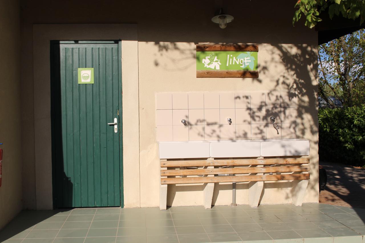 Camping Forcalquier Les Routes De Provence Hotel ภายนอก รูปภาพ
